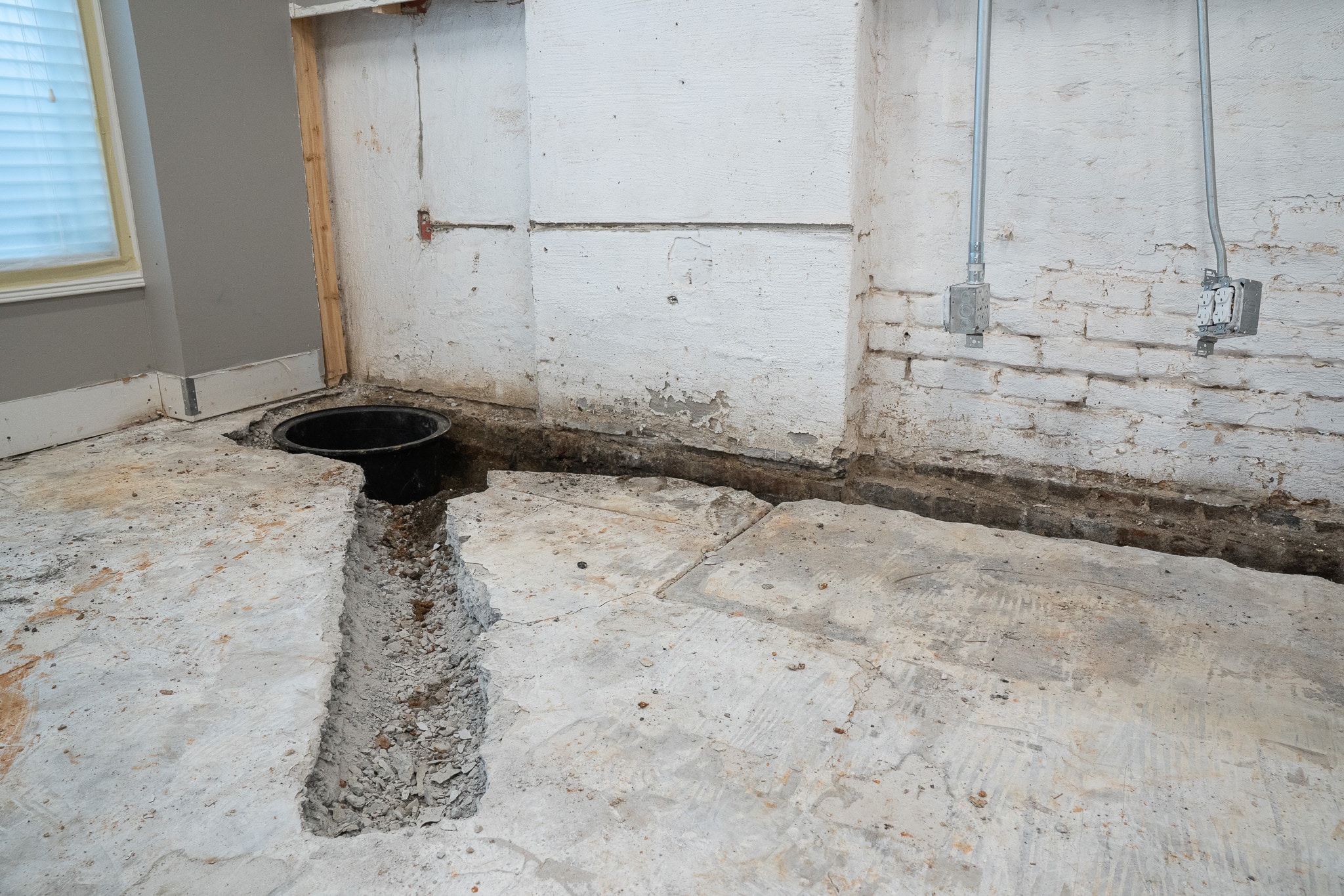 A dry well dug with trenches