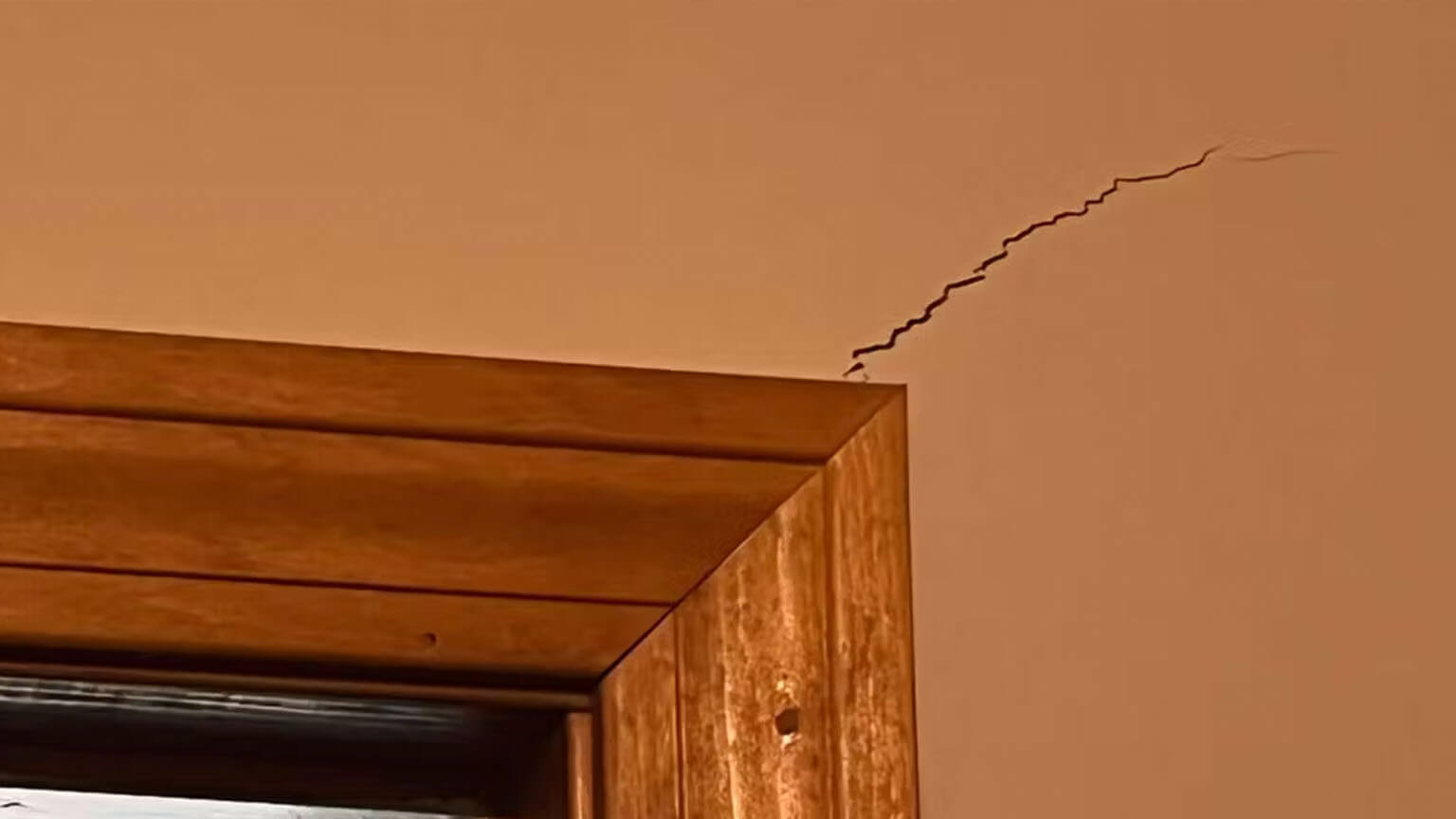 Cracked Drywall
